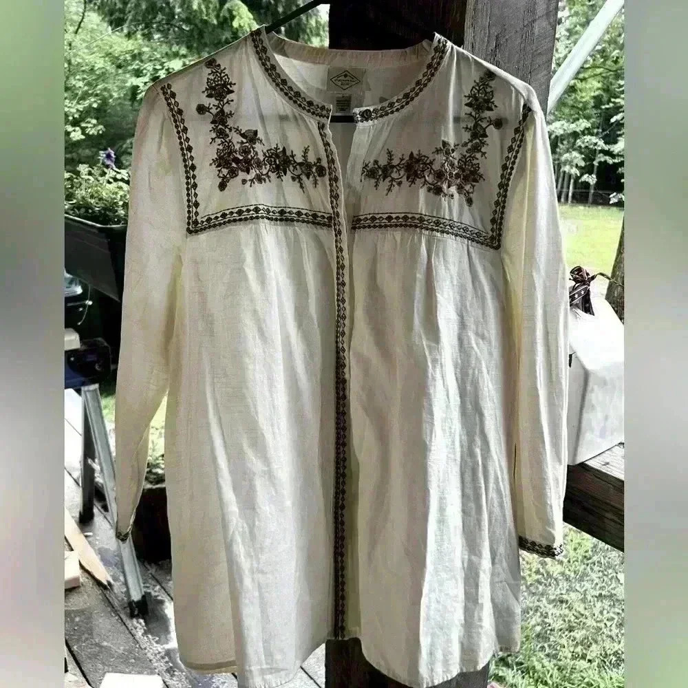 St John's Bay Women's Sz L Boho Style Button Down Embroidered Blouse
